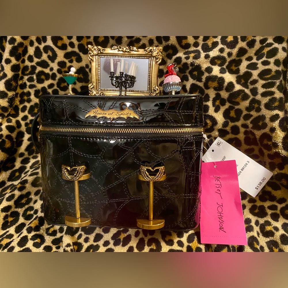 House of Spirits Spooky Black Halloween Betsy Johnson Bucket Purse